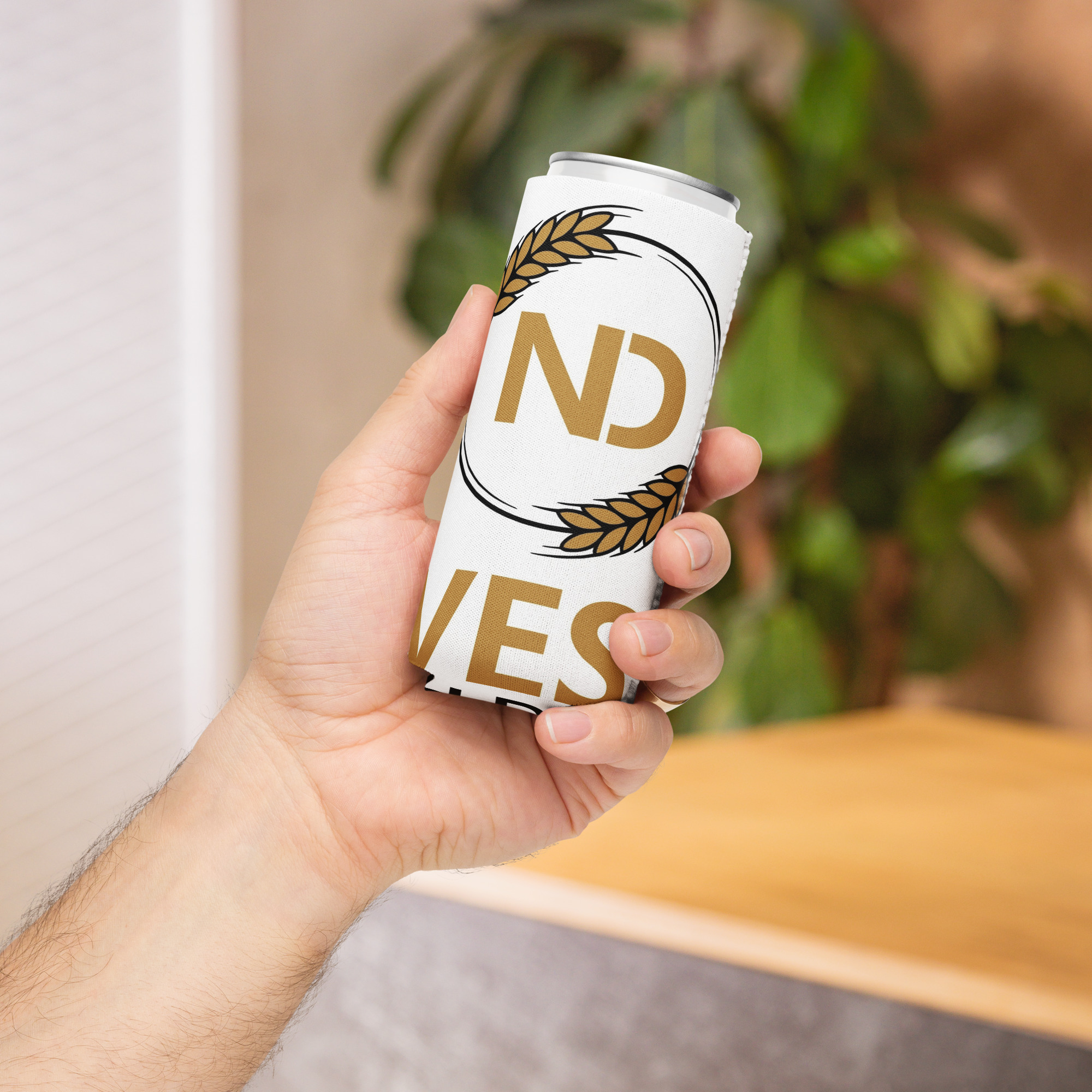 Harvesters Can cooler - Image 2